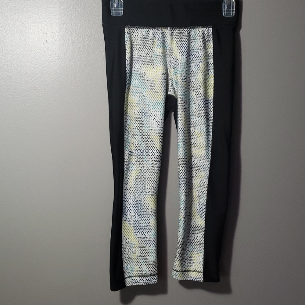 Women's Under Armour 3/4 length leggings